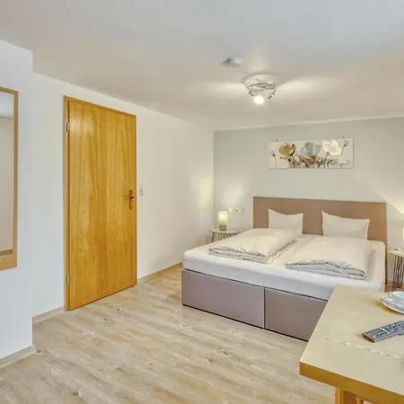 Amazing In Bischofsheim Apartment *