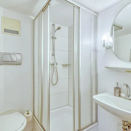 Apartment Amazing In Bischofsheim *
